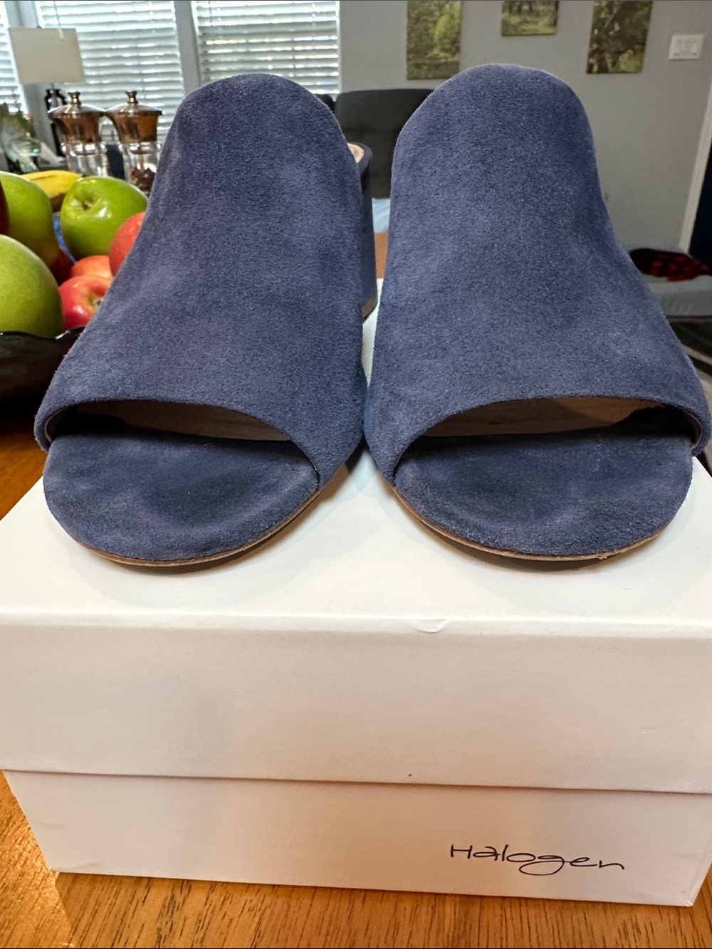 Halogen Women’s Blue Suede Peek a Boo Toe, Block Heel Mule. Size 8M
